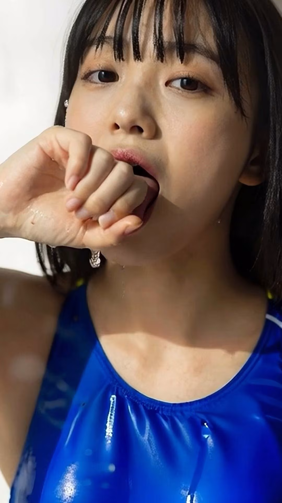 舌フェチ4 AI 水着女子