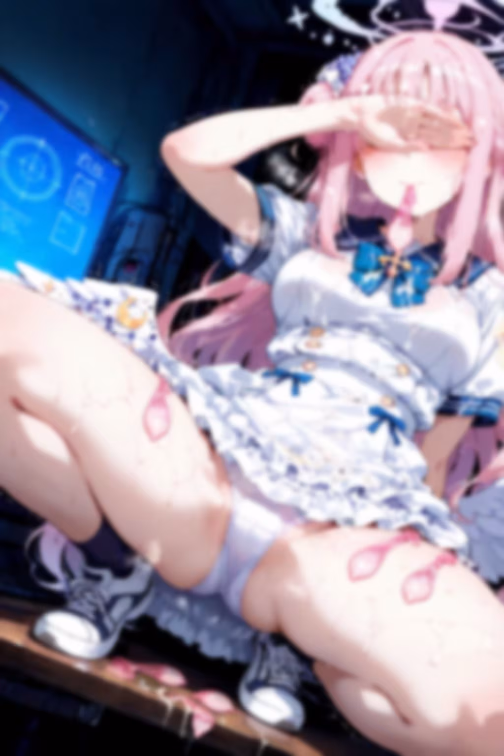 ブルアカ風のキャラがセルフ目隠しエロ蹲踞で着衣ぶっかけ使用済みゴムまみれで記念撮影 500枚